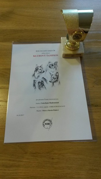 2017_klubovy-sampion---predani-na-clenske-schuzi-kchn.jpg